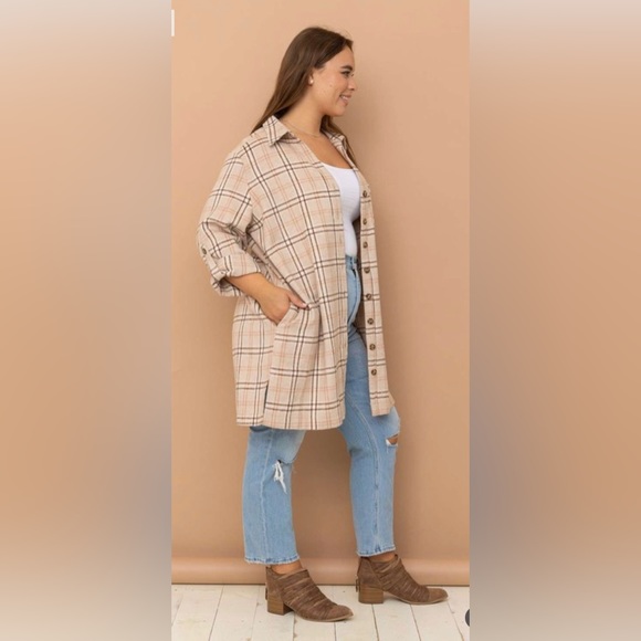 New Plaid Button Up Shacket Dress With Roll Up Sleeves - Picture 2 of 9